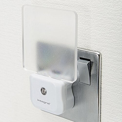 Integral Plug In LED Night Light Auto Sensor Super Low Energy 1