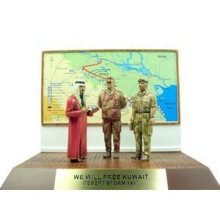 corgi forward figure set desert storm generals schwarzkopf and de la billiere with king fahd model 1.32 scale