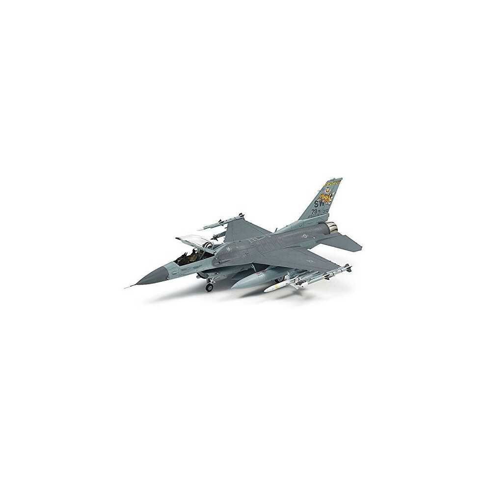 F-16CJ Fighting Falcon . - 1/72 Aircraft Model Kit - Tamiya 60788