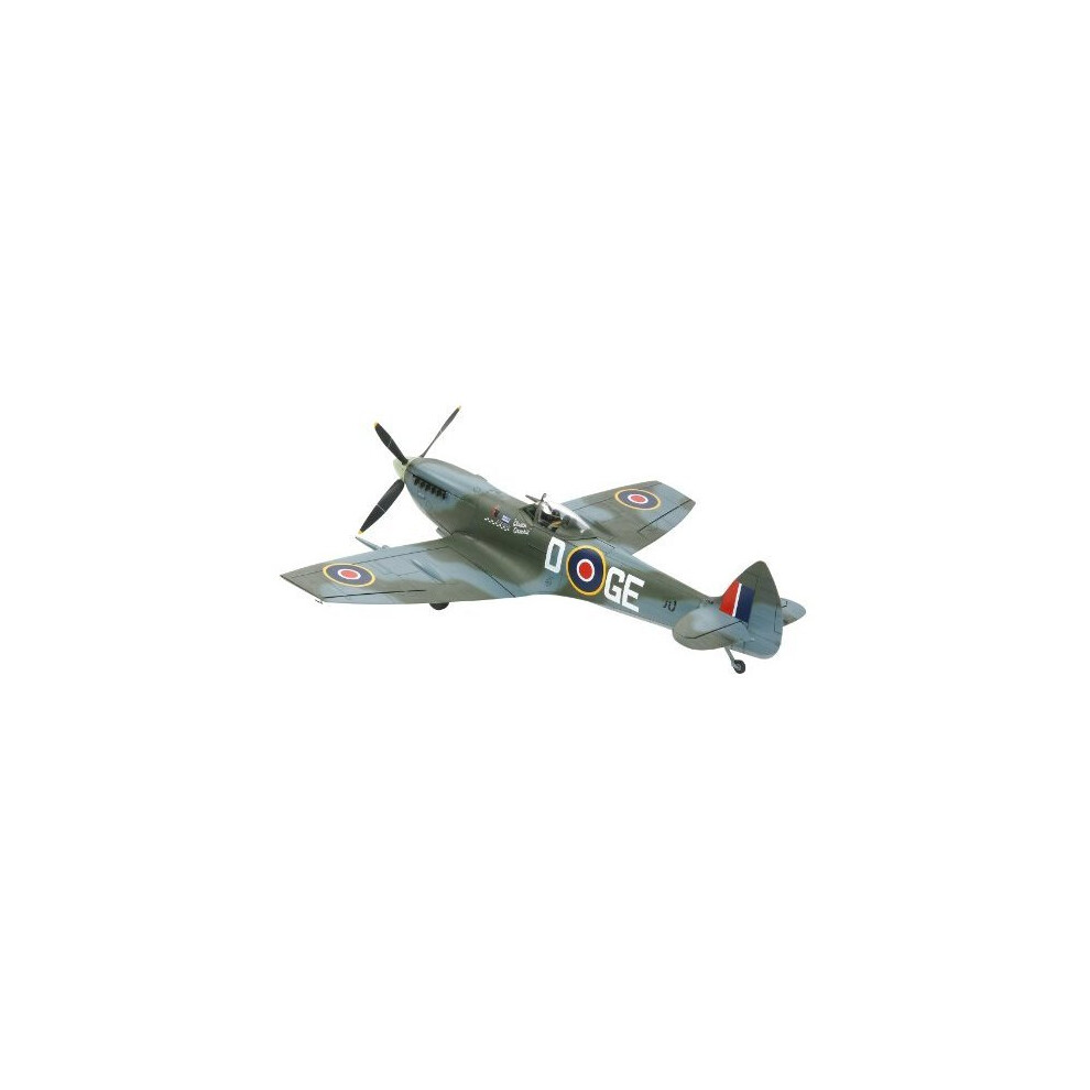 1/32 Spitfire MK XVIe 1/32 Aircraft Model Kit Tamiya 60321