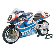 SUZUKI RGV- XR89 - 1/12 Bike Model Kit - Tamiya 14081