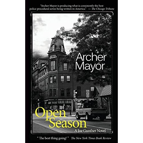 Open Season (Joe Gunther Mysteries (Paperback))