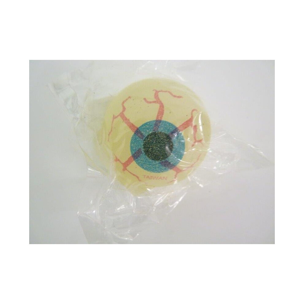 Halloween Glow In The Dark Eyeball -  eyeball halloween shines auge horror