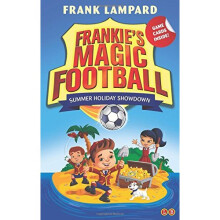 Summer Holiday Showdown: Book 19 (Frankie's Magic Football)