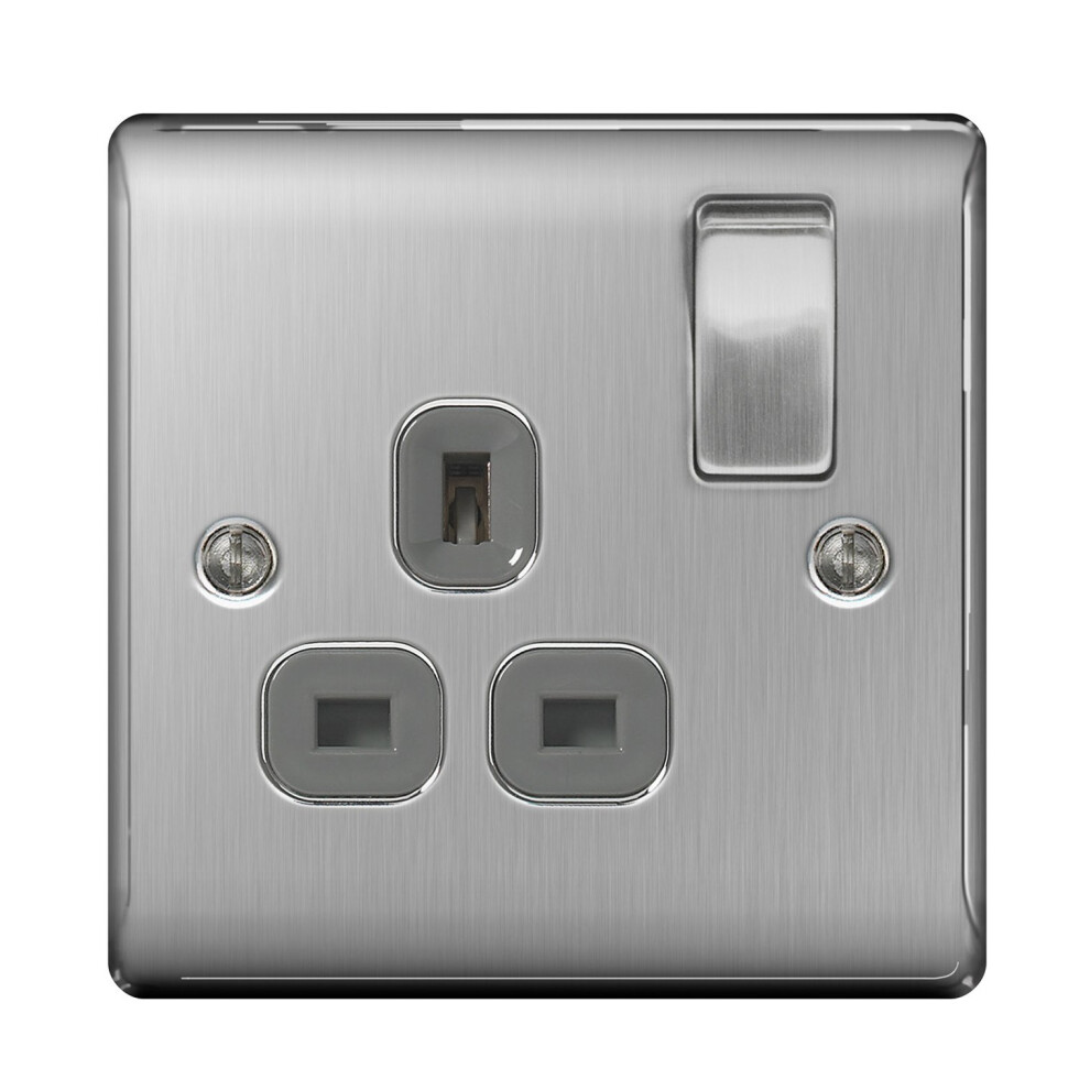 NEXUS METAL BRUSHED STEEL SINGLE SWITCHED 13A POWER SOCKET