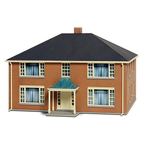 Walthers Cornerstone 4-Unit Apartment Building Kit