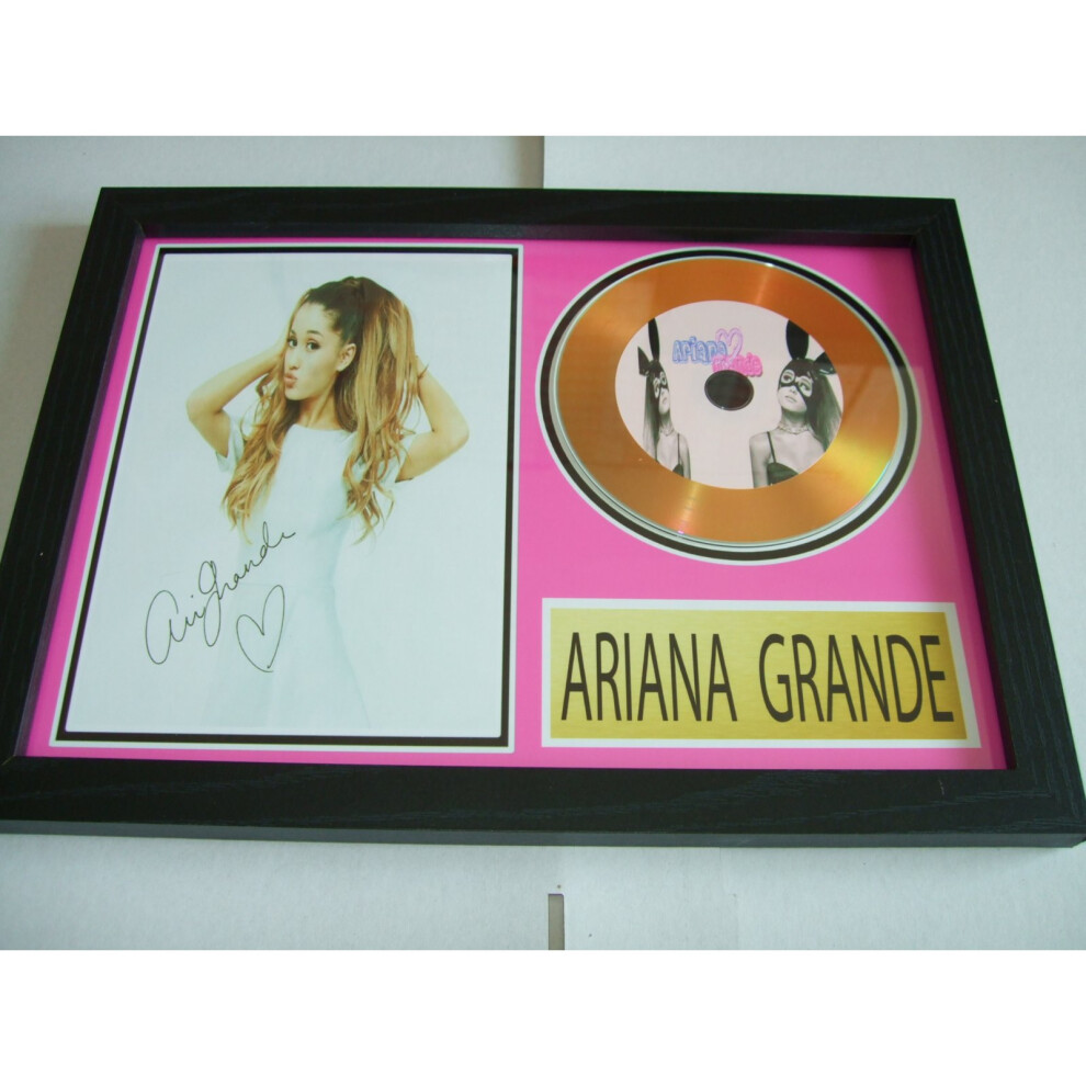 ARIANA GRANDE  SIGNED DISC