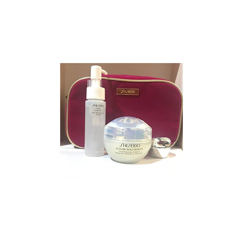 Future Solution LX Total Protective Cream Broad Spectrum SPF 20 Sunscreen, 1.7-oz.