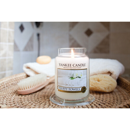 Yankee Candle Yankee Candle Fluffy Towels Jar Candle - Large 1