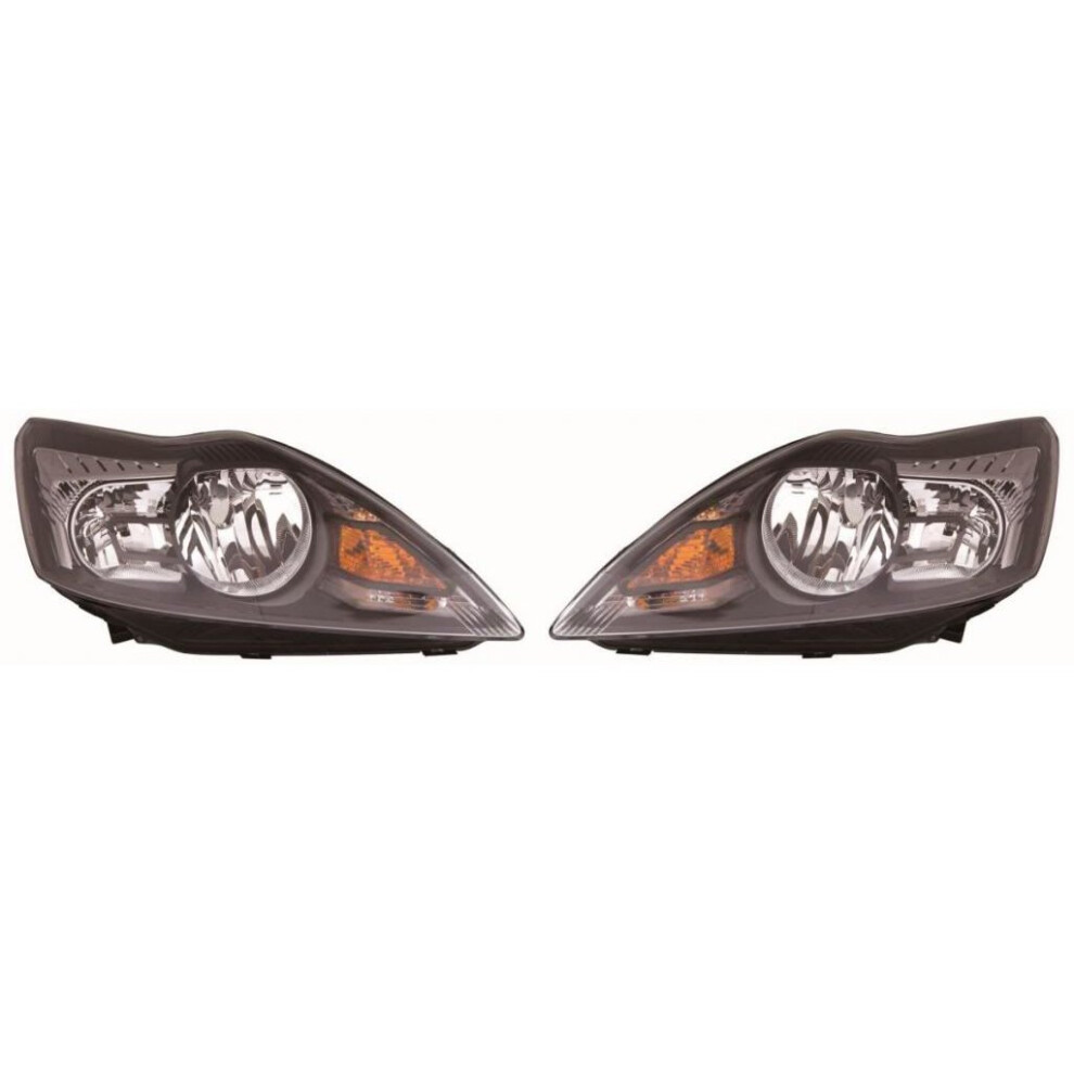 Ford Focus Mk2 Saloon 3/2008-6/2011 Black Headlights Headlamps 1 Pair O/S & N/S