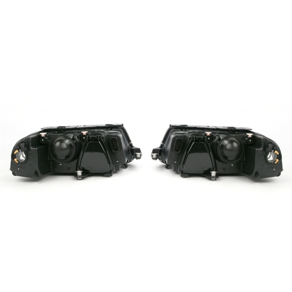 Vw Passat Mk5 B5.5 Estate 12/2000-9/2005 Headlights Headlamps 1 Pair O/S & N/S 5057795040334