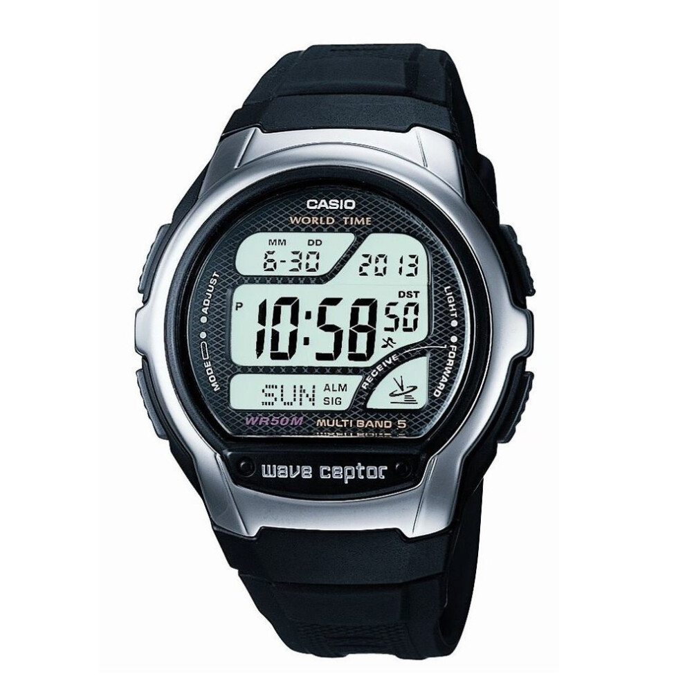 Casio Men's Quartz Watch with LCD Dial Digital Display WV-58U-1AVES