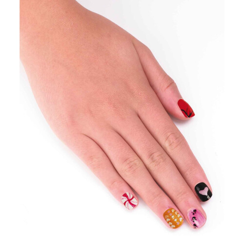 Set de decoración de uñas con 7 esmaltes y adornos de corazón 2