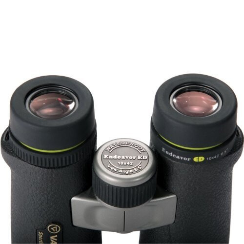 Vanguard Vanguard Endeavor ED 10x42 Waterproof Binoculars with Case 2