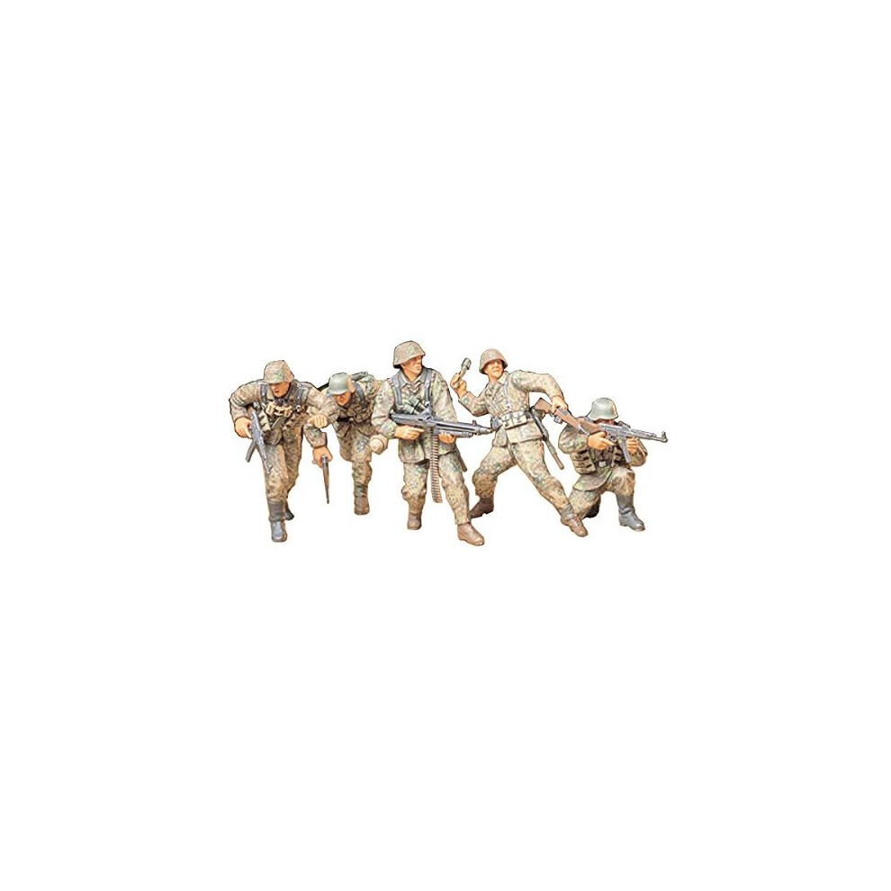 Tamiya 300035196Â âÂ 1:35Â WWII Figurine Set German Infantry Soldiers (5)