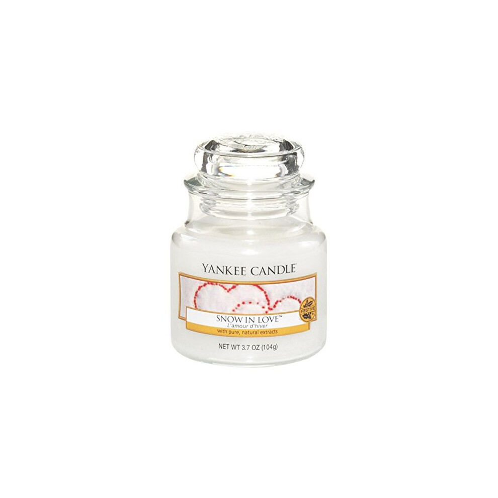 Yankee Candle Small Jar Candle, Snow in Love