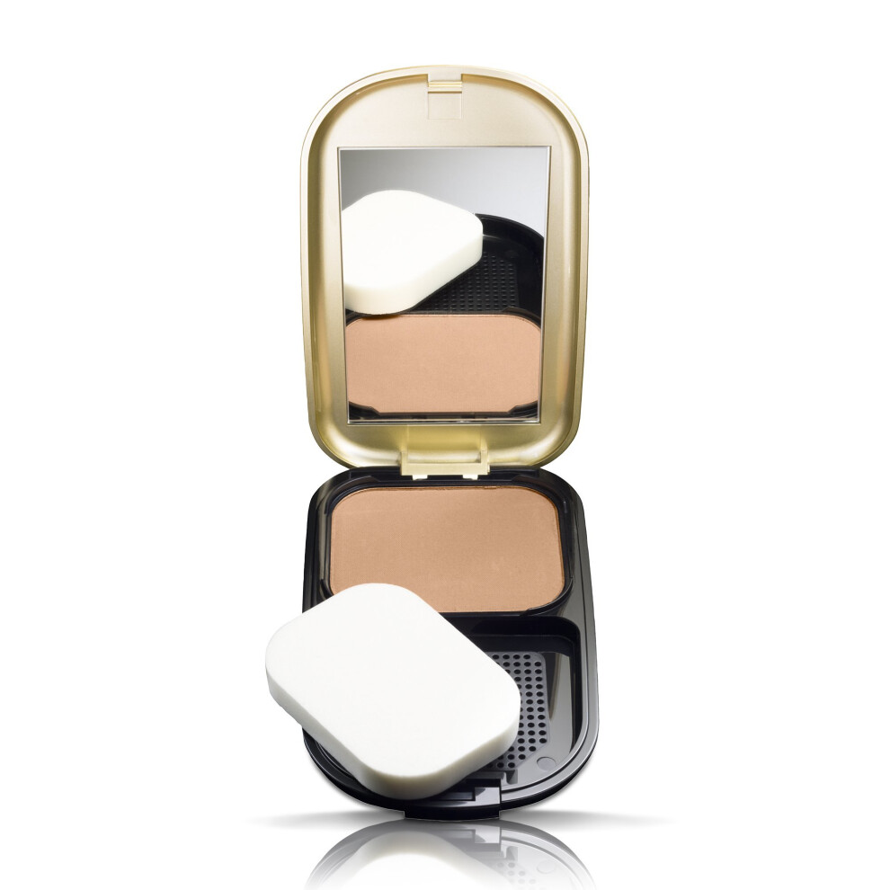 Max Factor Facefinity Compact Foundation, Golden, Number 06