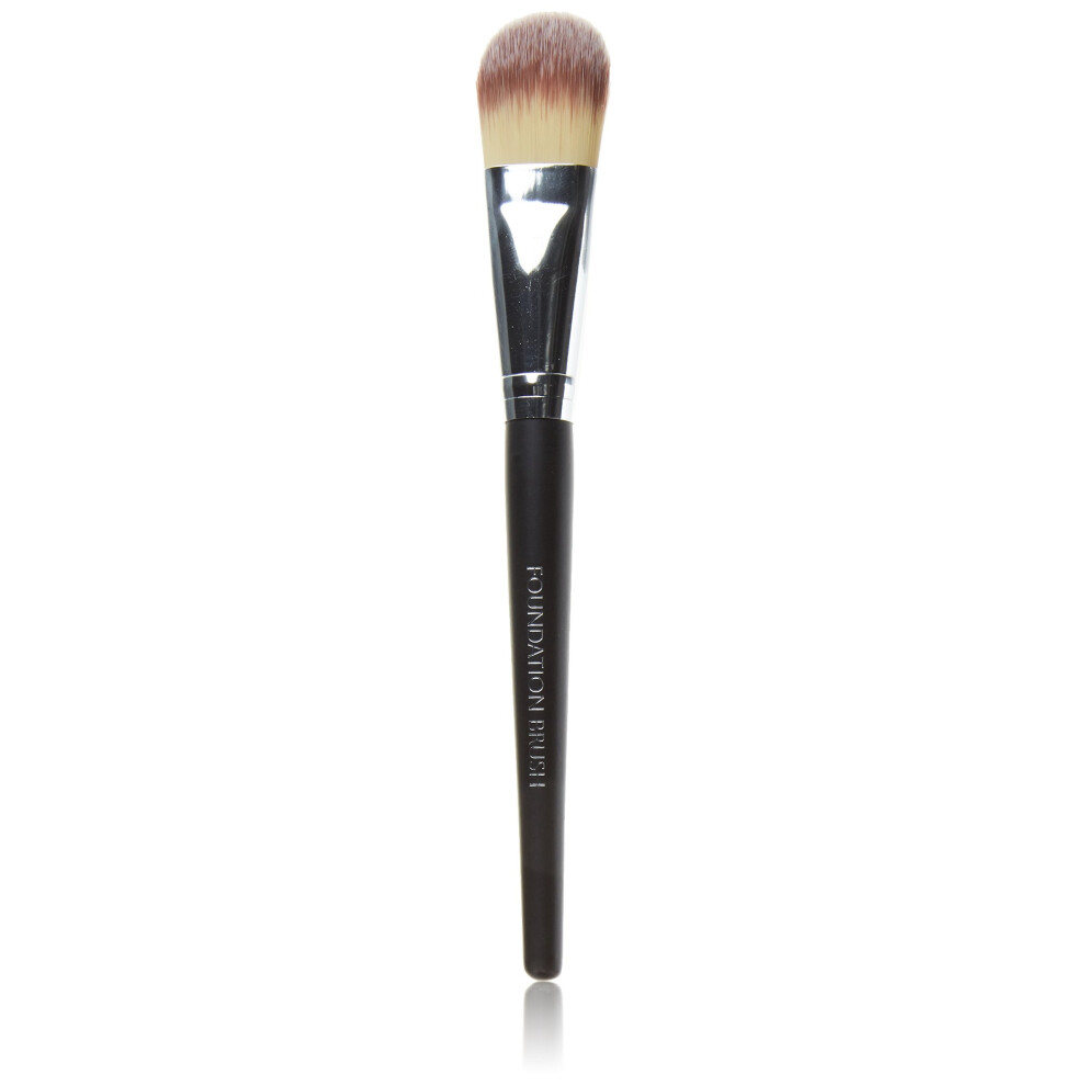 Royal Foundation Brush By Cosmetics