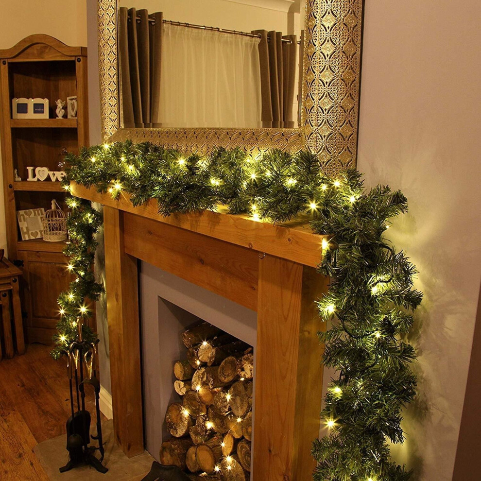 GEEZY Pre-Lit Warm White Garland (270cm)