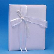 Ivy Lane Design A01115MB/WHT Simplicity Memory Book - White