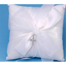 Ivy Lane Design 38BT Grace Wedding Ring Pillow in Ivory