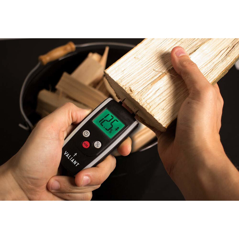 Valiant Digital Moisture Meter for Firewood/Timber and Brickwork Black
