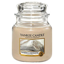 Yankee Candle Medium Jar Candle, Warm Cashmere,, Beige, 9.9 x 9.9 x 13.5 cm