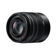 Panasonic 45-150 mm/F 4,0-5,6 LUMIX G VARIO MEGA OIS ASPH(HFS45150) 45 mm-Lens