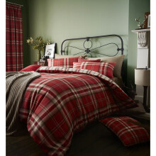 Catherine Lansfield Kelso Easy Care Single Duvet Set Red