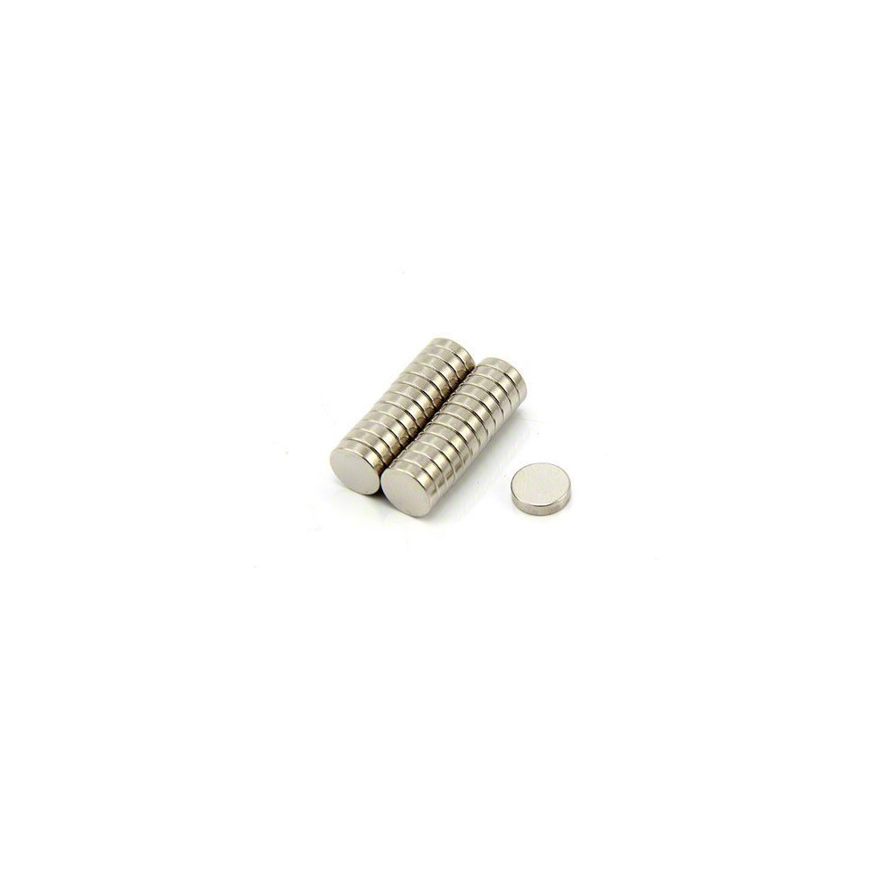 Magnet ExpertãÂ® 8Mm Dia X 2Mm Thick N42 Neodymium Magnet - 1Kg Pull ( Pack Of 25 ) 5060185920376