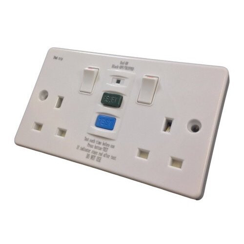 2 gang rcd SOCKET DOUBLE TWIN WHITE 13 AMP