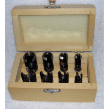 8 PIECE WOOD PLUG CUTTER SET IN CASE