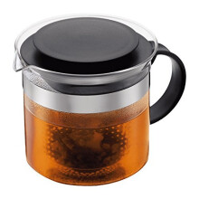 BODUM 1870-01 BISTRO NOUVEAU Tea Maker (Plastic Tea Stainer, Heat-Resistant Glass, 1.5 L/51 oz) - Black/clear