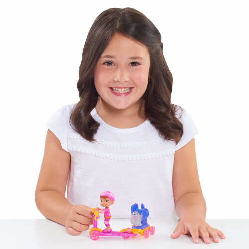Vampirina Spooky Scooter Set Assortment - Poppy 1