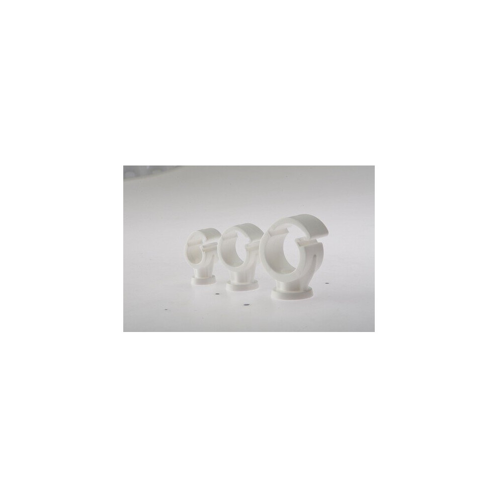 B&Q - Forge Pipe Clip Snap Over Top 22mm Bag Of 100 - Image 2