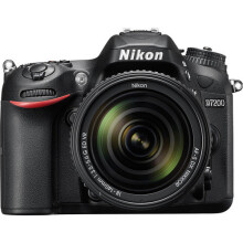 Nikon D7200 Kit Af-S 18-140Mm F3.5-5.6G Ed Vr Dx