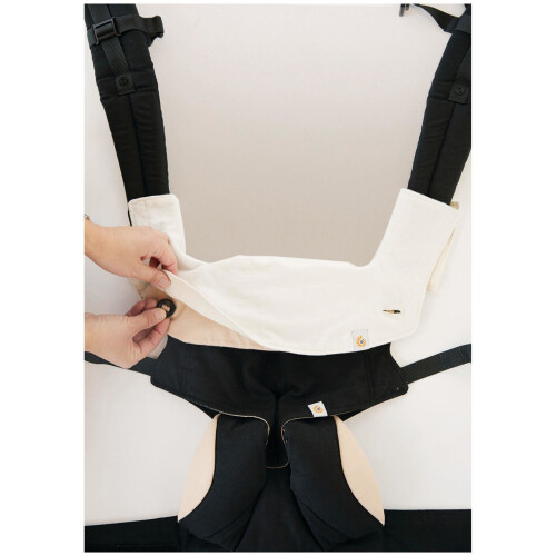 Ergobaby Ergobaby Teething Pad and Bib - Natural 2