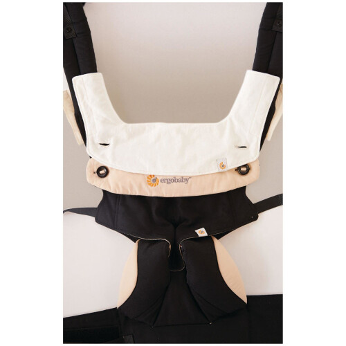 Ergobaby Ergobaby Teething Pad and Bib - Natural 1