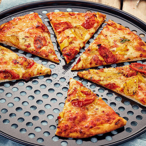 Stellar Stella Crispy Crust Pizza Pan 2