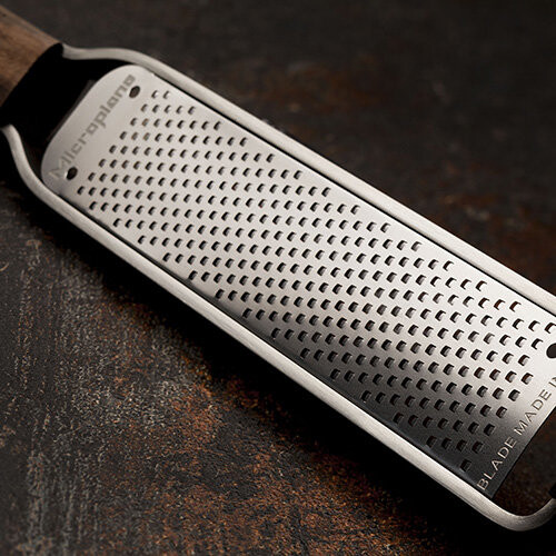 Microplane Microplane Master Series Wood Handle Zester Grater Blade 1