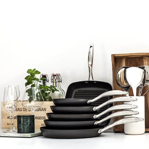 SCANPAN Padella antiaderente SCANPAN PRO IQ, 9,5", nera 1