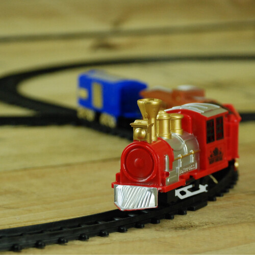 Premier Christmas Classic Battery Powered Train Set 21 Piece 250cm of Track 2
