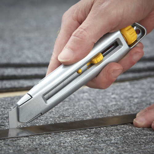 STANLEY Stanley Interlock Snap-Off Blade Knife - 18mm | Stanley 0-10-018 2