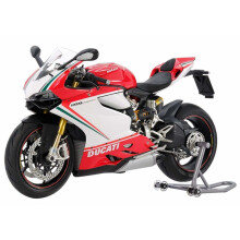 Tamiya Ducati 1199�Panigale S Tricolore
