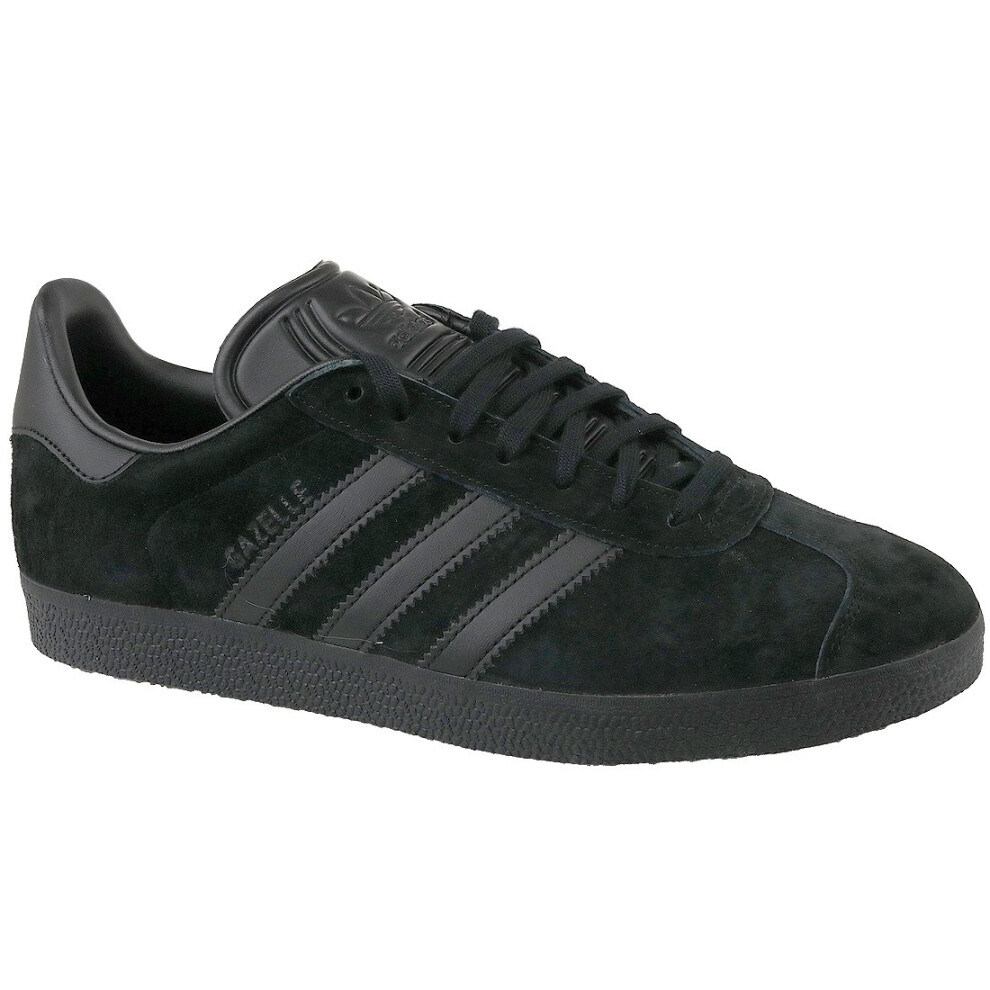 (10) Adidas Gazelle CQ2809 Mens Black sneakers