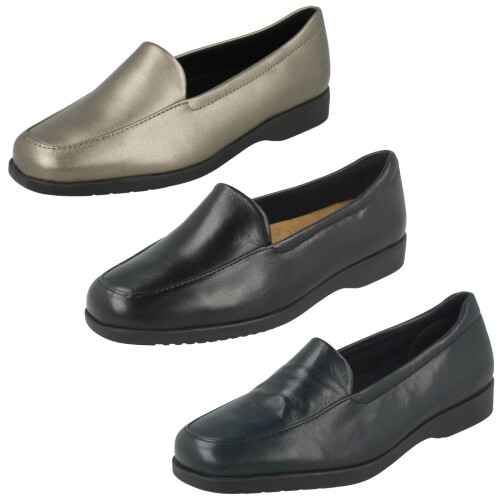 Clarks discount slip ons