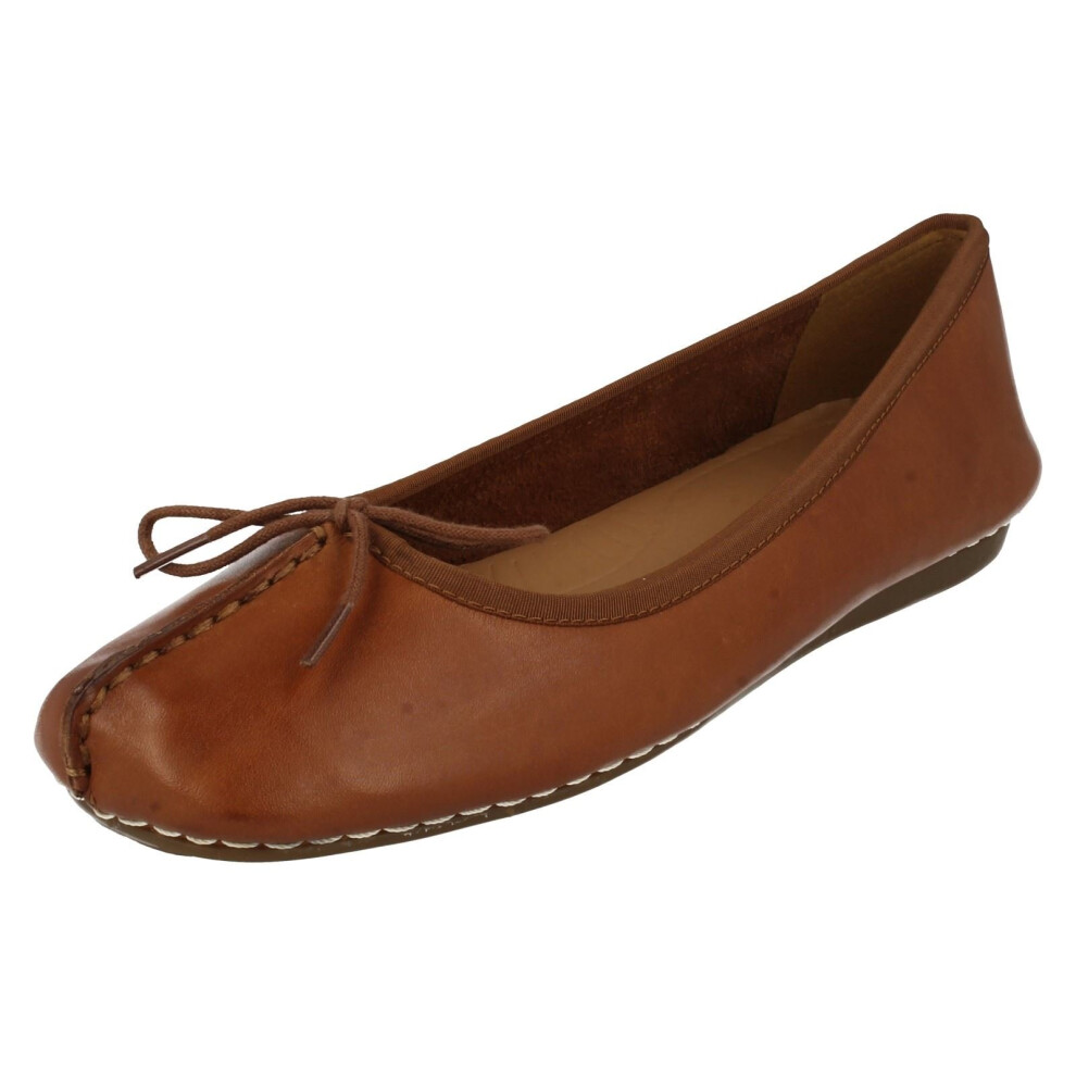 (UK 5.5, Dark Tan (Brown)) Ladies Clarks Comfort Everyday Flats Freckle Ice - D Fit