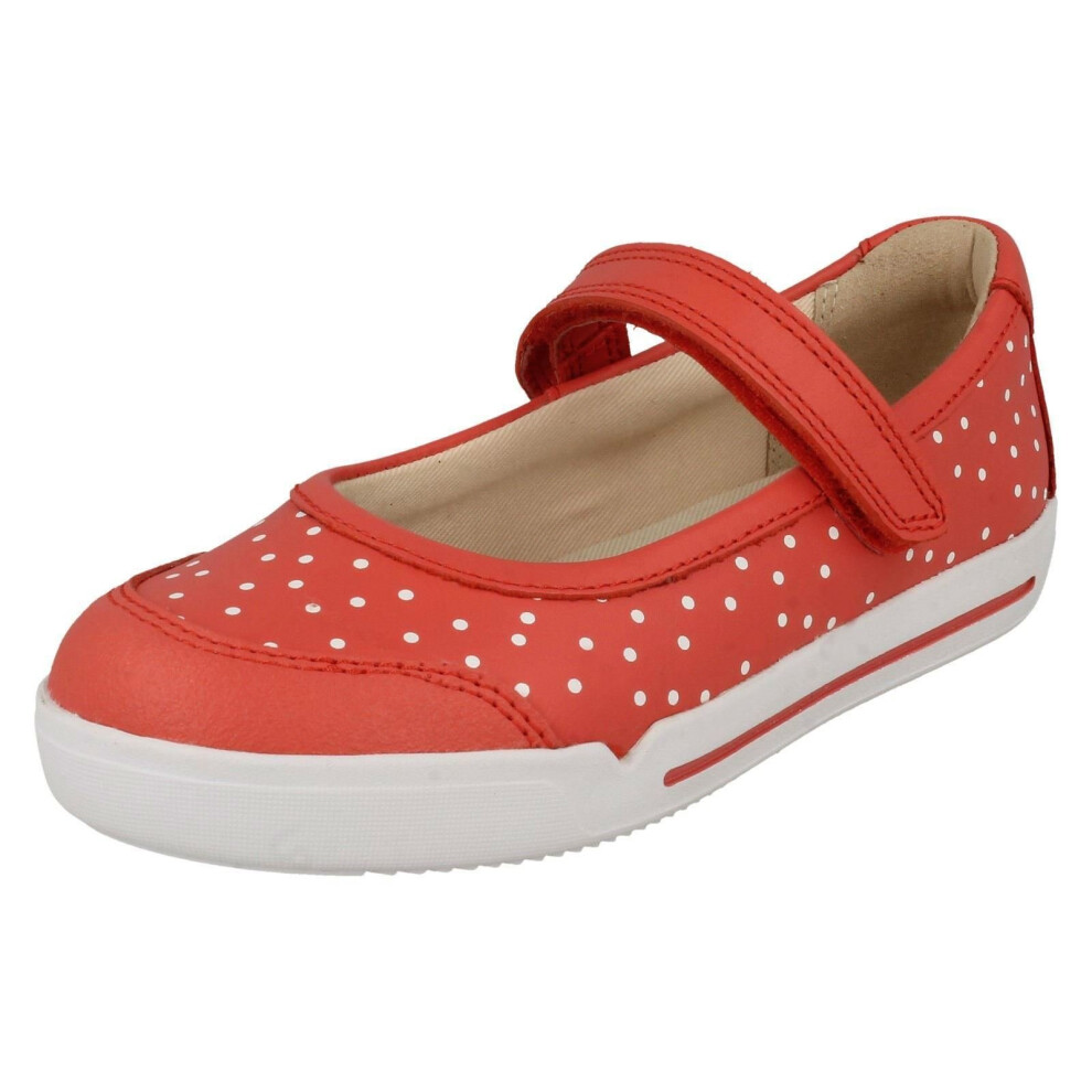 (UK 10.5 Child, Coral (Pink)) Girls Clarks Mary Jane Styled Shoes Emery Halo K - F Fit