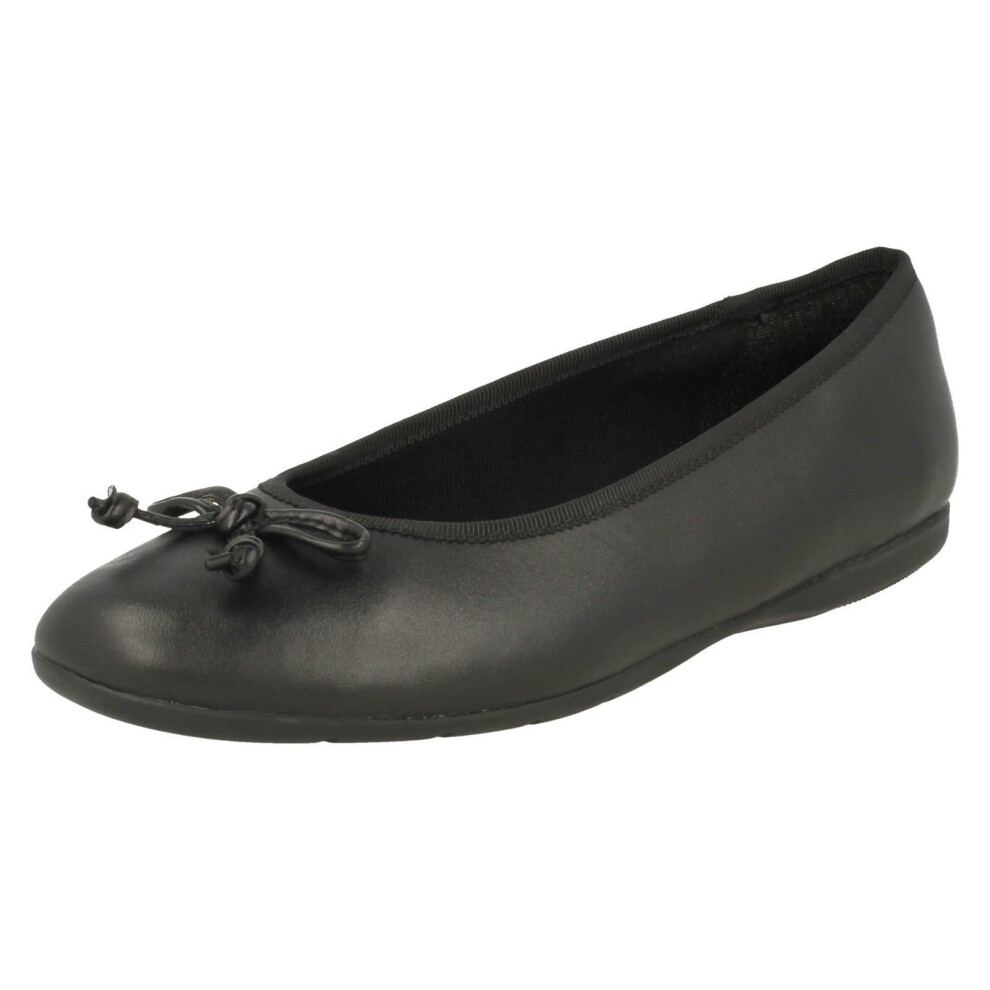 (UK 13 Child, Black) Girls Clarks Slip On Bow School Shoes Jesse Shine - F Fit