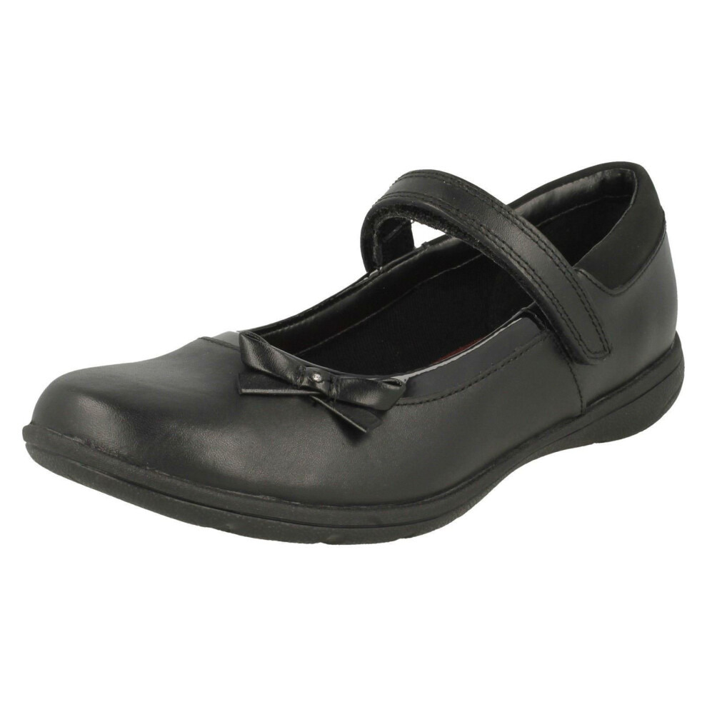 (UK 10.5 Child, Black) Girls Clarks Hook & Loop Bow School Shoes Venture Star - E Fit